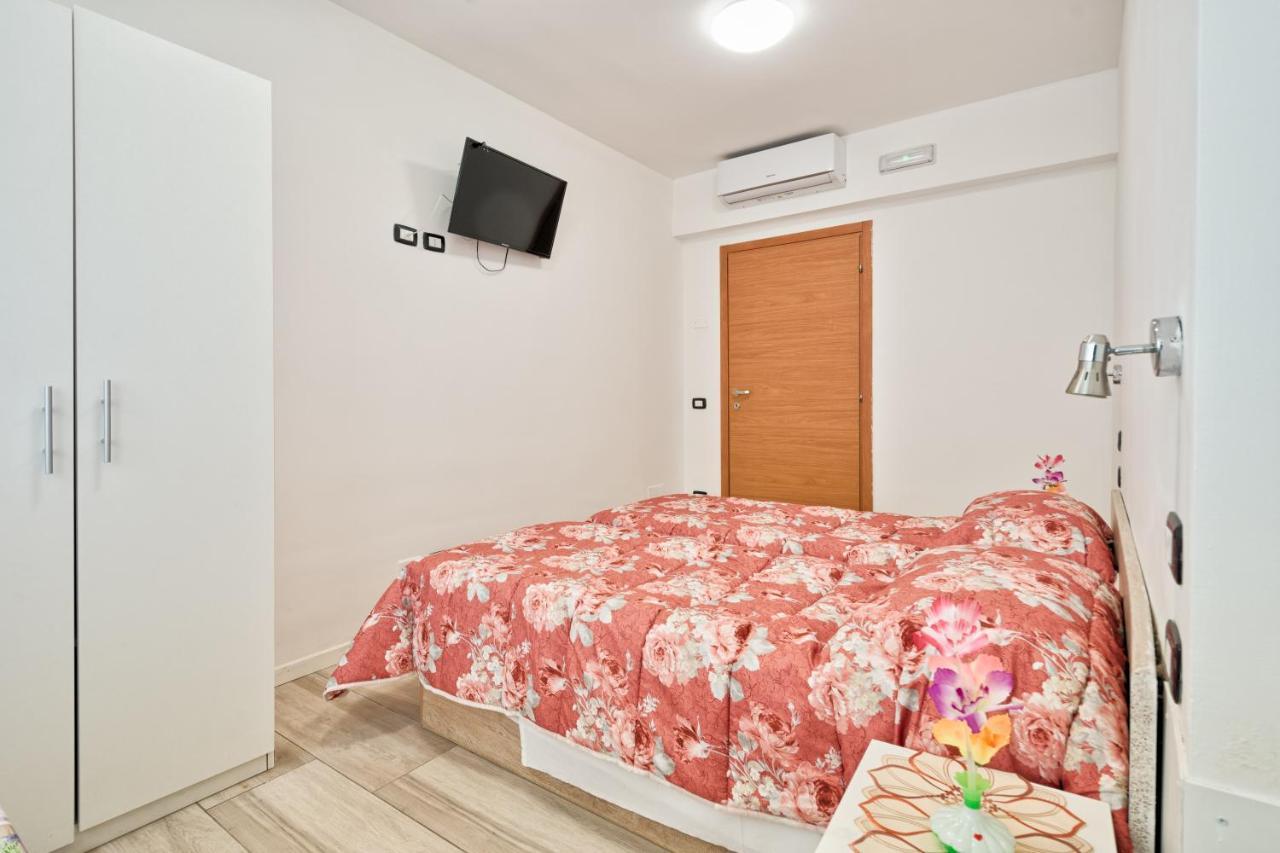 Venice Pink House 호텔 마르게라 외부 사진